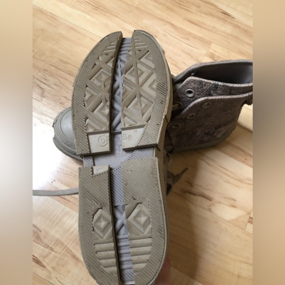 Womens Fang Chen Wang x Converse high top sneakers, size 8 - Picture 5 of 7